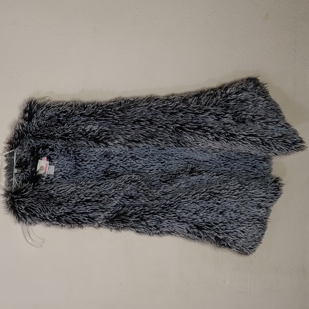 Marleylilly Women's Size Small/Medium Faux Fur 2 pocket Vest